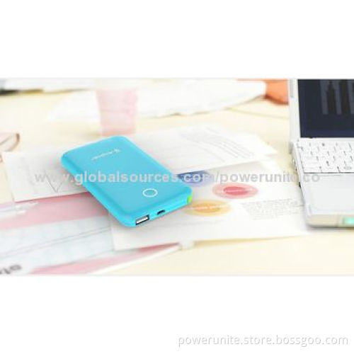 6,600mAh Thin Power Bank for Consumer Electronics with Built-in Cable